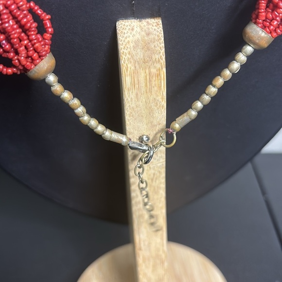 Vintage Red Necklace Coral Beaded Multistrand Bakelite Pendant Ring Silver - Picture 5 of 7